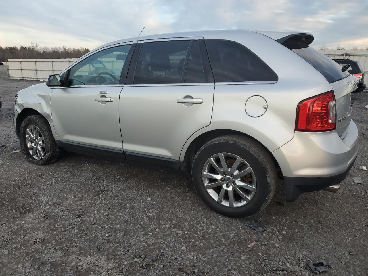 VIN 2FMDK4KC0DBB45811 2013 FORD EDGE no.2