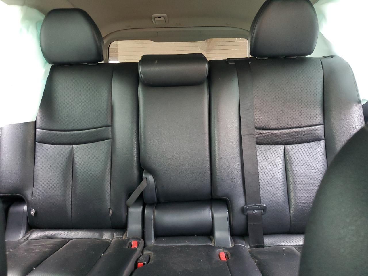 2016 Nissan Rogue - Image 10