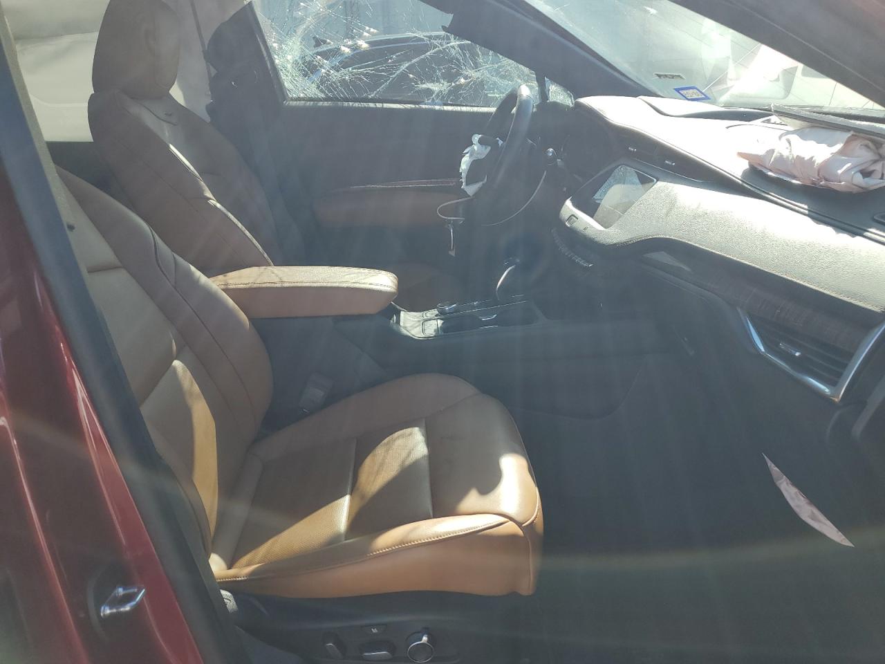 2019 Cadillac XT4 - Image 7