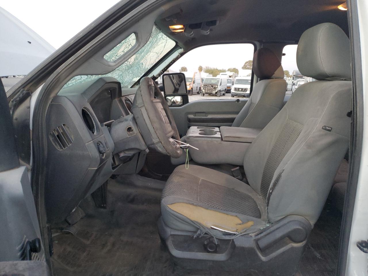 2013 Ford F250 - Image 7