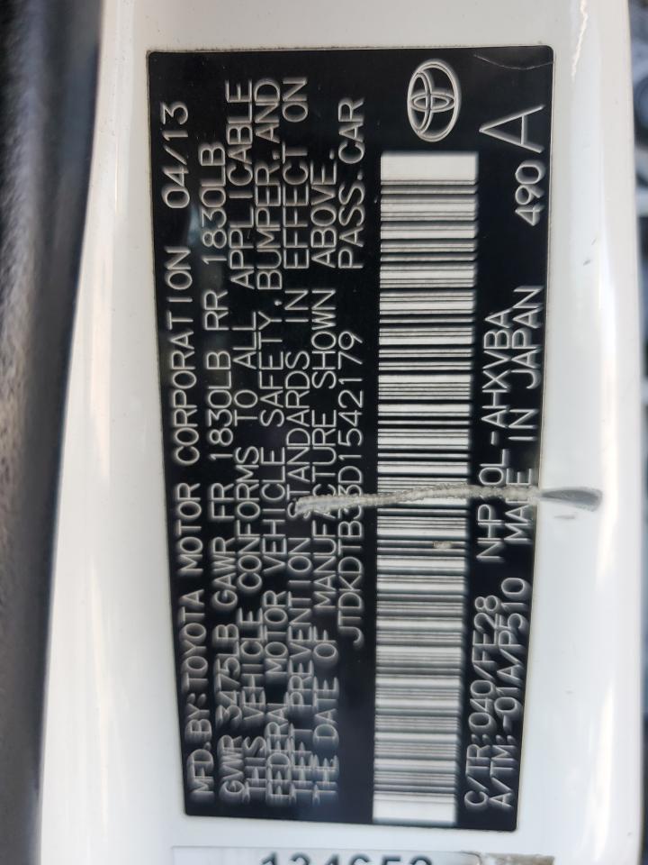 2013 Toyota Prius - Image 15