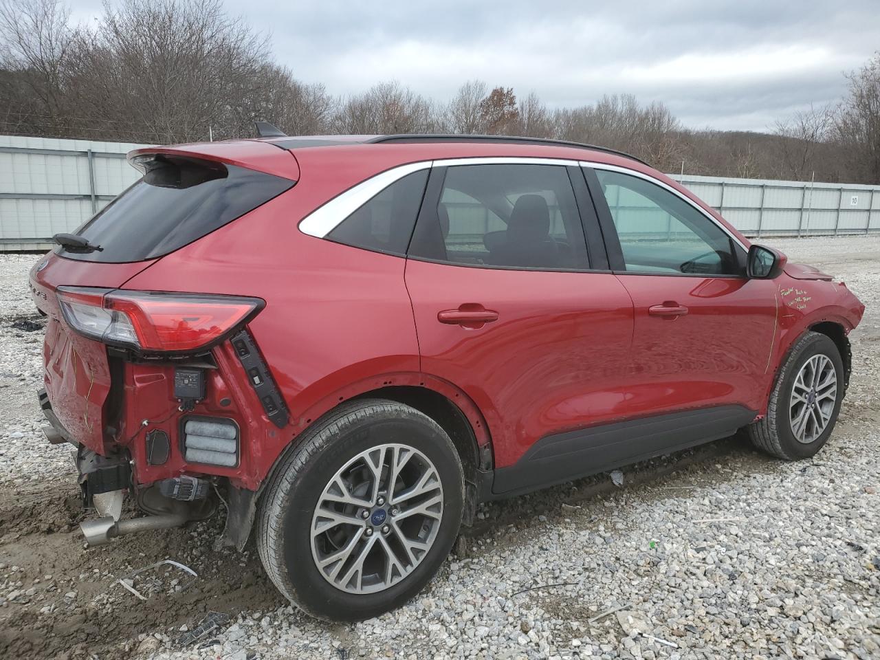 2021 Ford Escape - Image 3