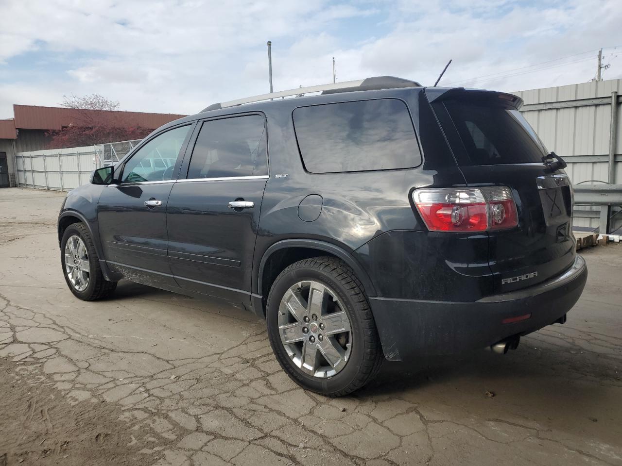 2011 GMC Acadia - Image 2