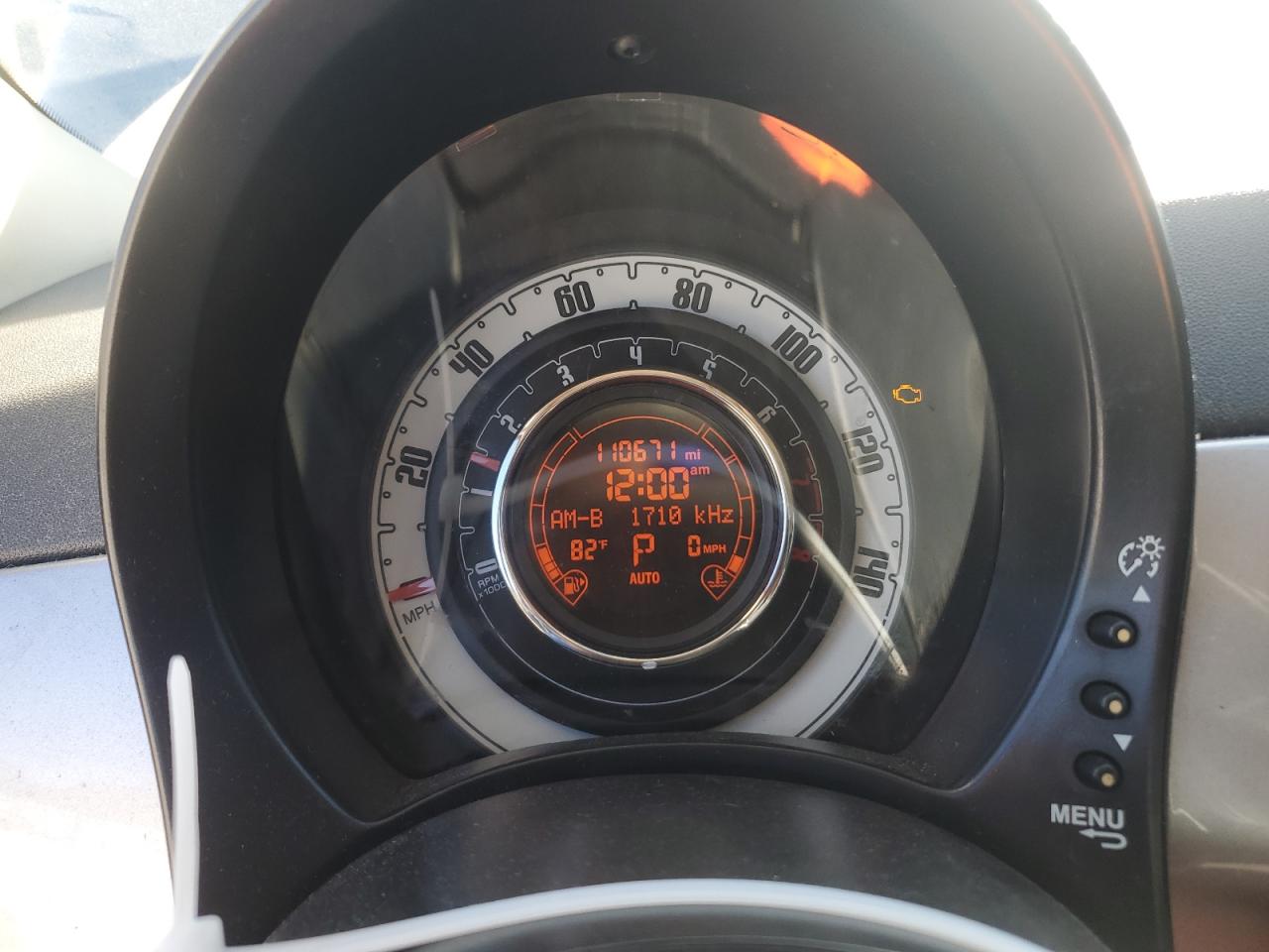 2015 Fiat 500 - Image 9