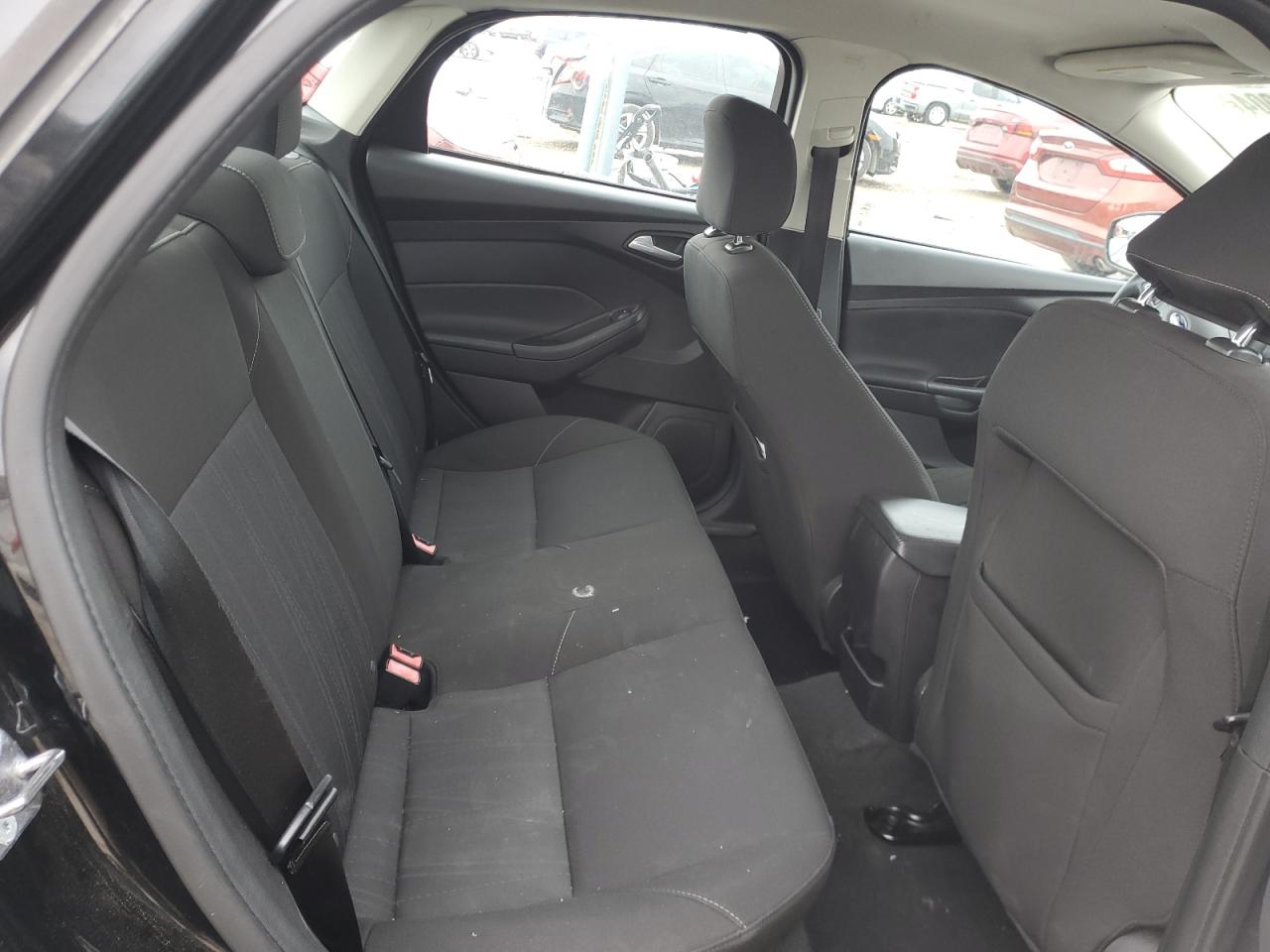 2015 Ford Focus - Image 10