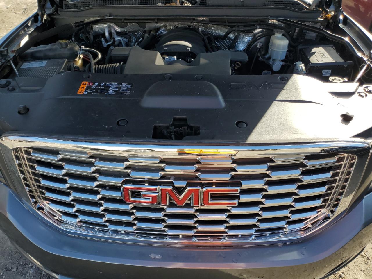 2018 GMC Yukon Xl Denali VIN: 1GKS2HKJ7JR336222 Lot: 82342104