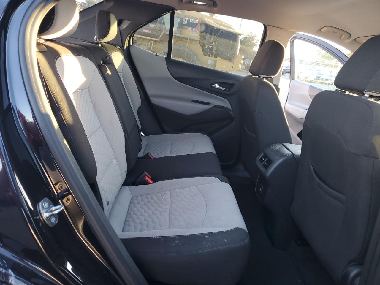 2020 Chevrolet Equinox - Image 11