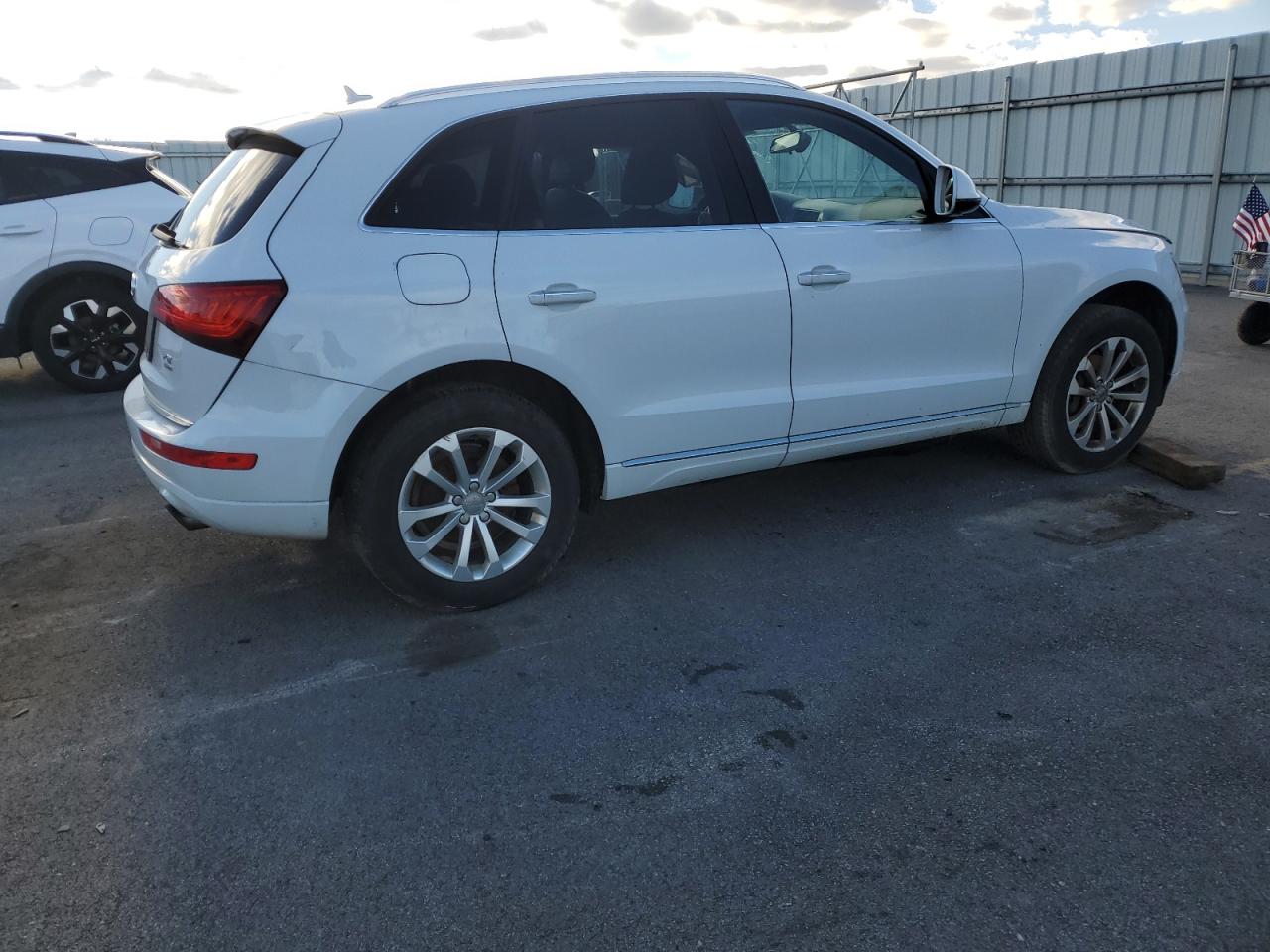 VIN WA1C2AFP9GA093763 2016 AUDI Q5 no.3