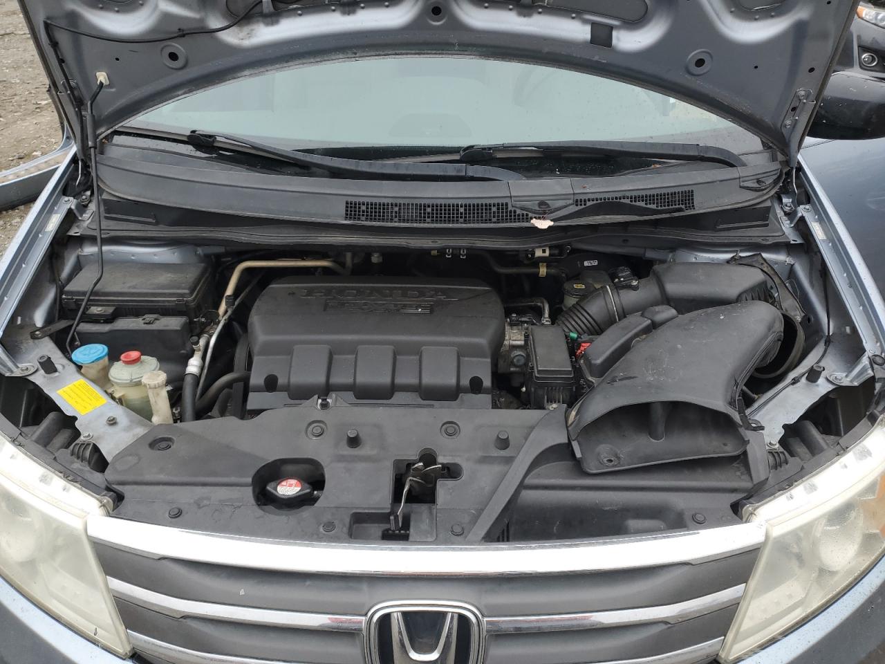 2012 Honda Odyssey - Image 12