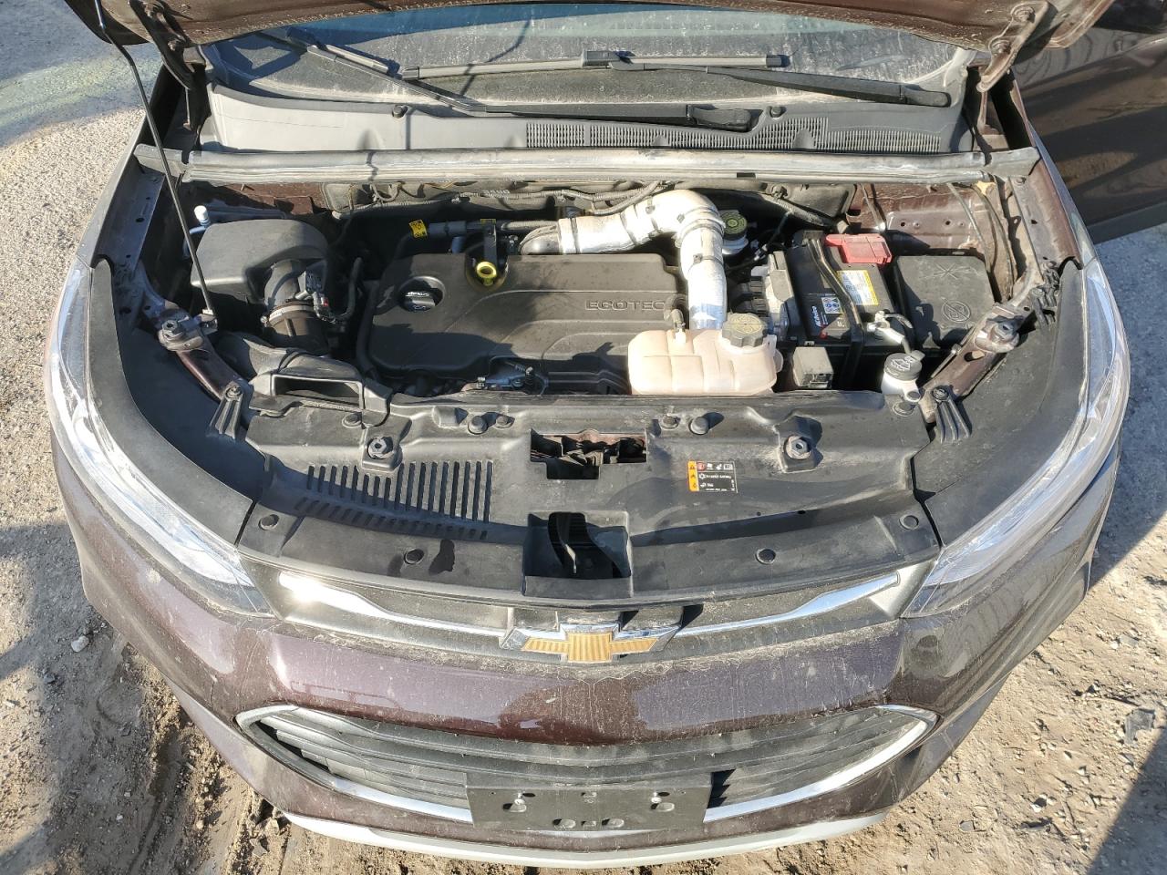 2022 Chevrolet Trax - Image 12