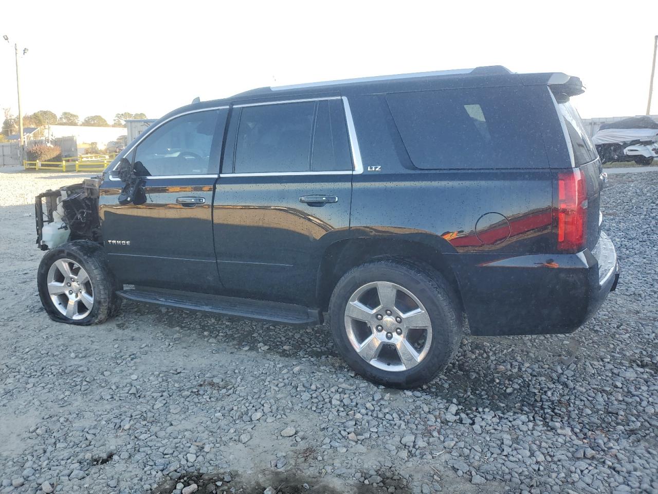 1GNSCCKC3GR277747 2016 CHEVROLET TAHOE - Image 2