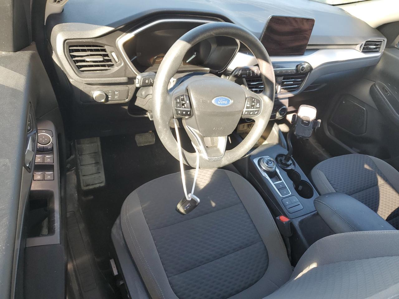 2020 Ford Escape - Image 8