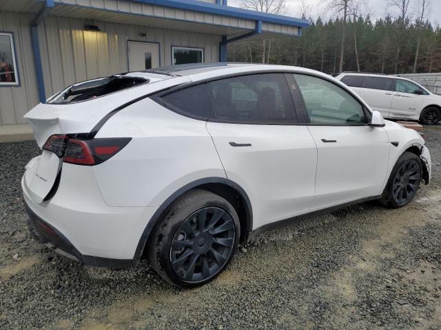  TESLA MODEL Y 2024 White