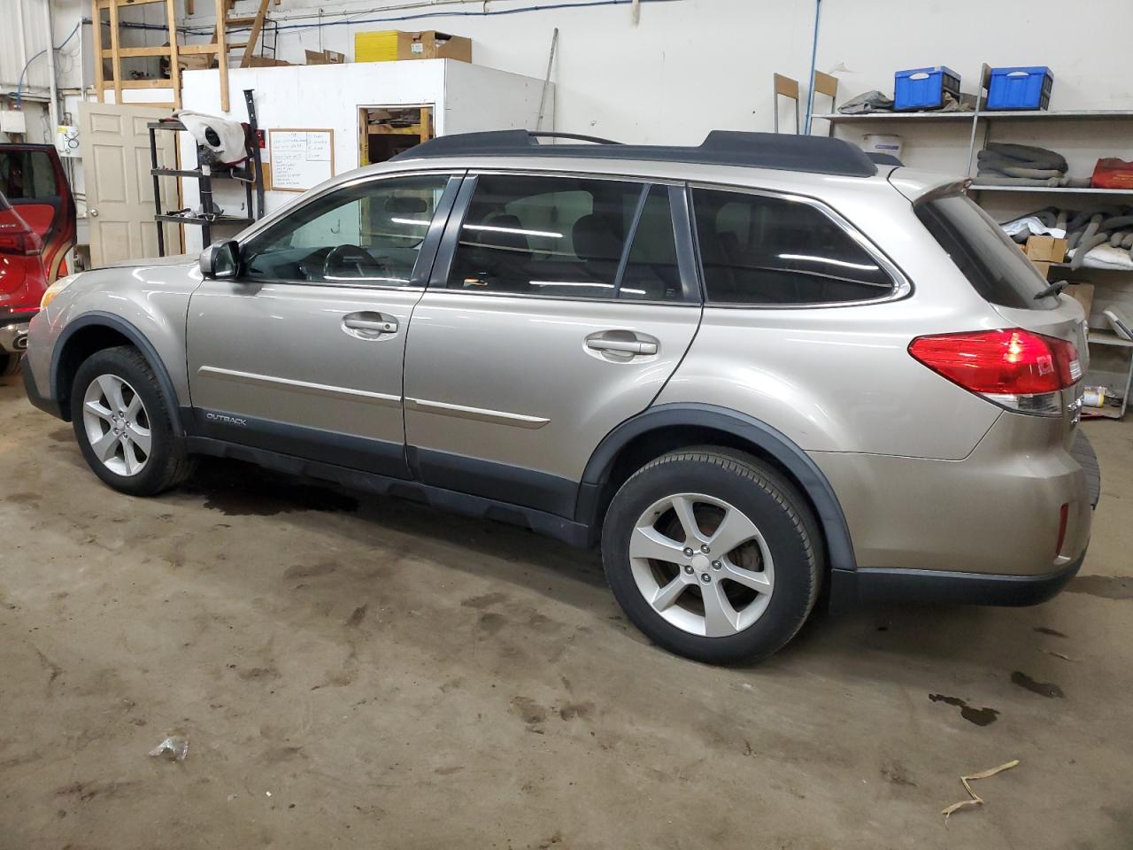 2014 Subaru Outback - Image 2