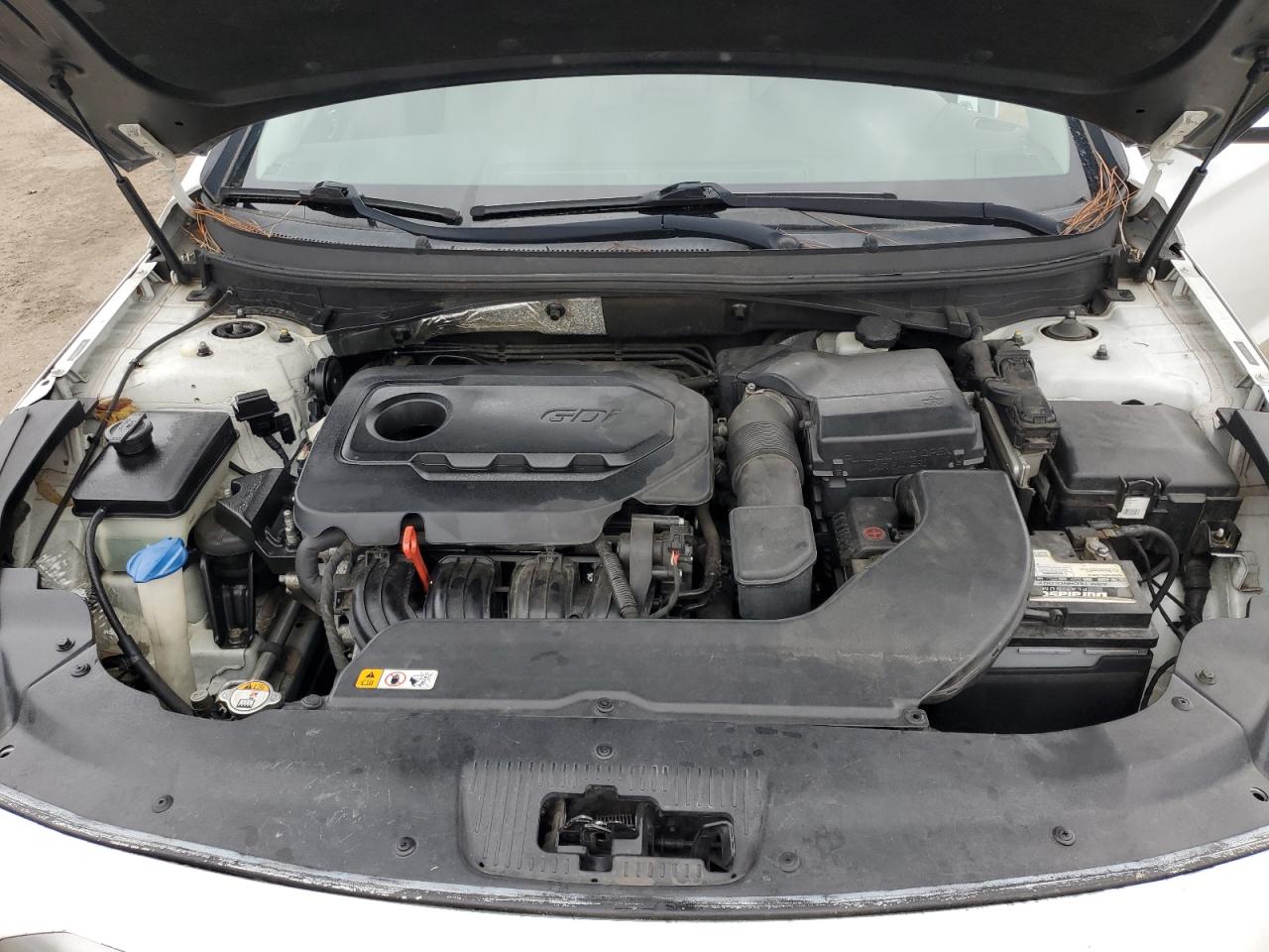 2016 Hyundai Sonata - Image 11