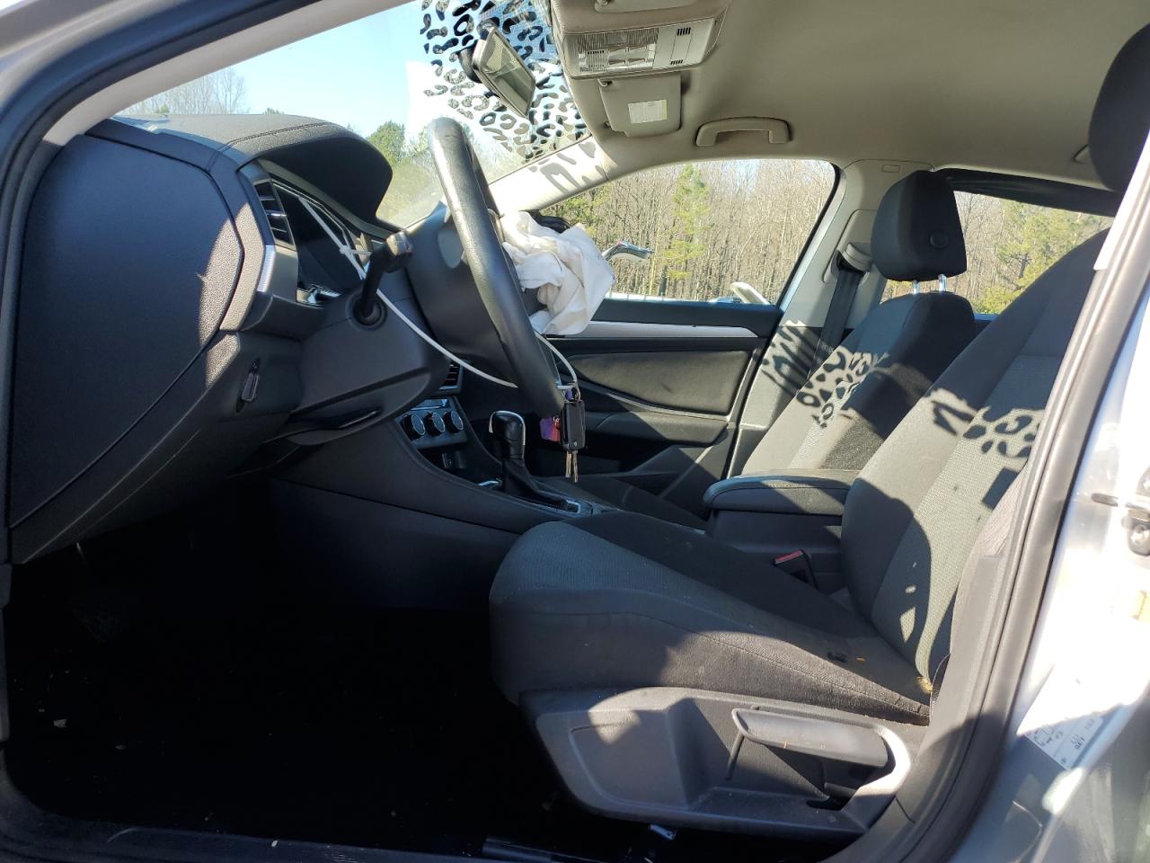 2019 Volkswagen Jetta - Image 7