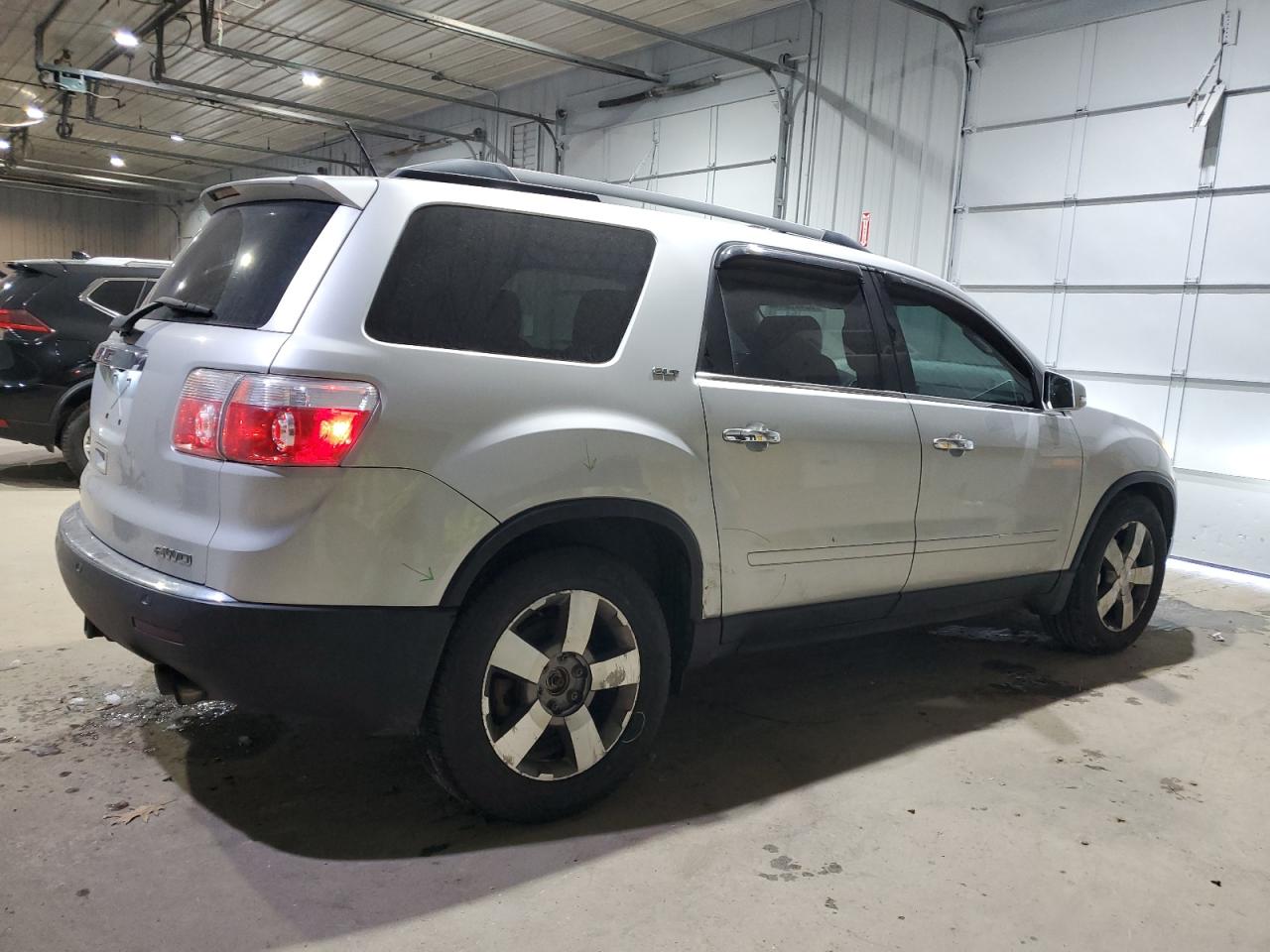 2011 GMC Acadia - Image 3