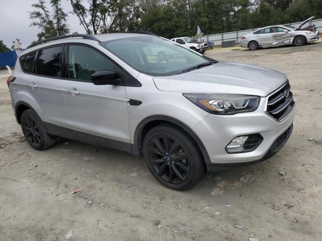  FORD ESCAPE 2019 Серебристый