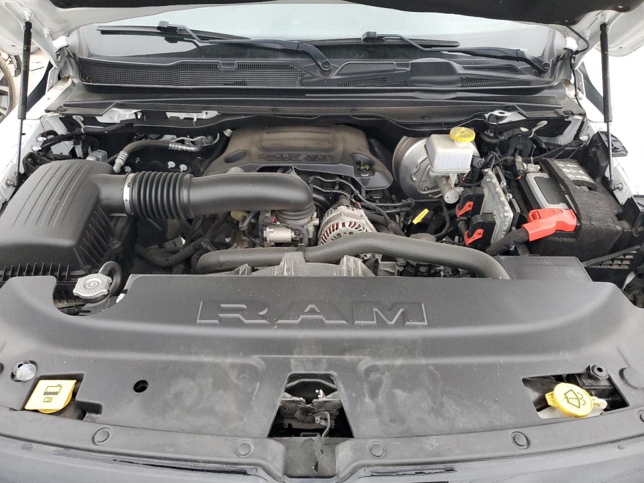 2021 RAM 1500 - Image 11