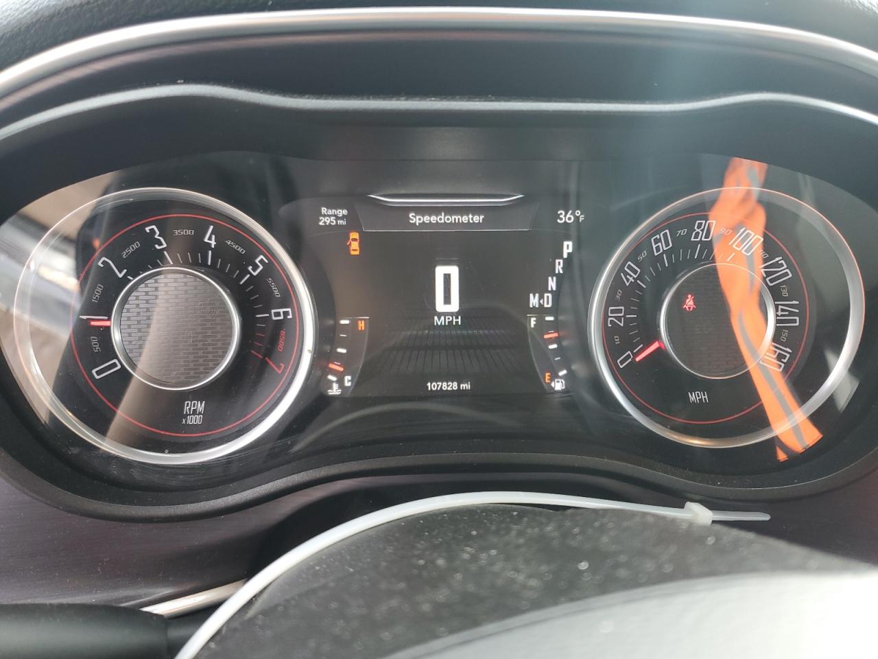 2015 Dodge Challenger - Image 9