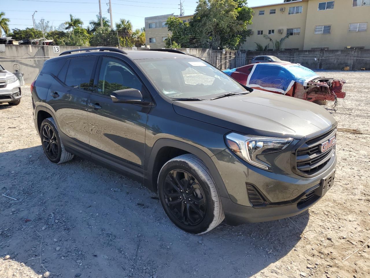 2019 GMC Terrain - Image 4