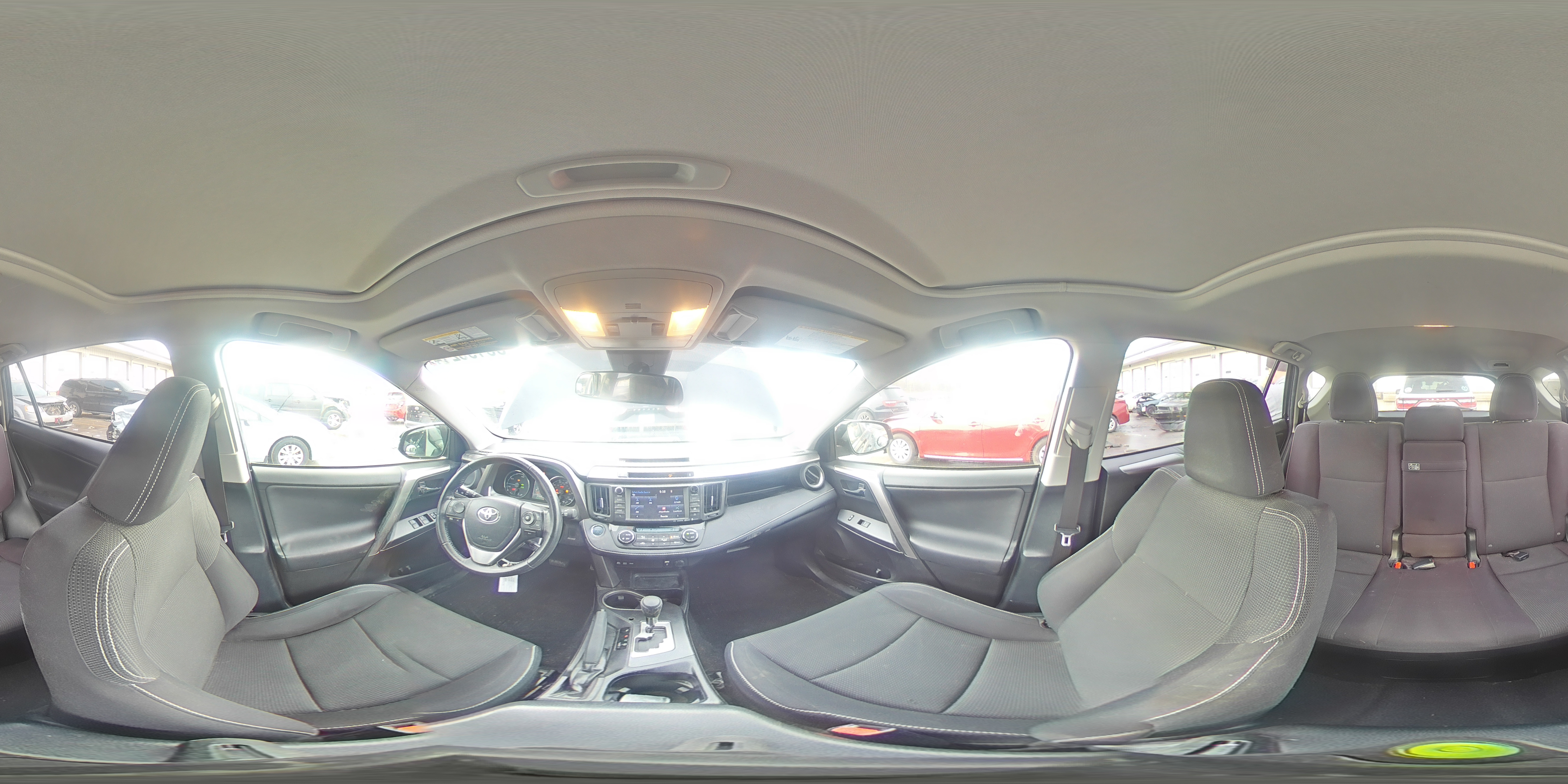 2016 Toyota RAV 4 - Image 16