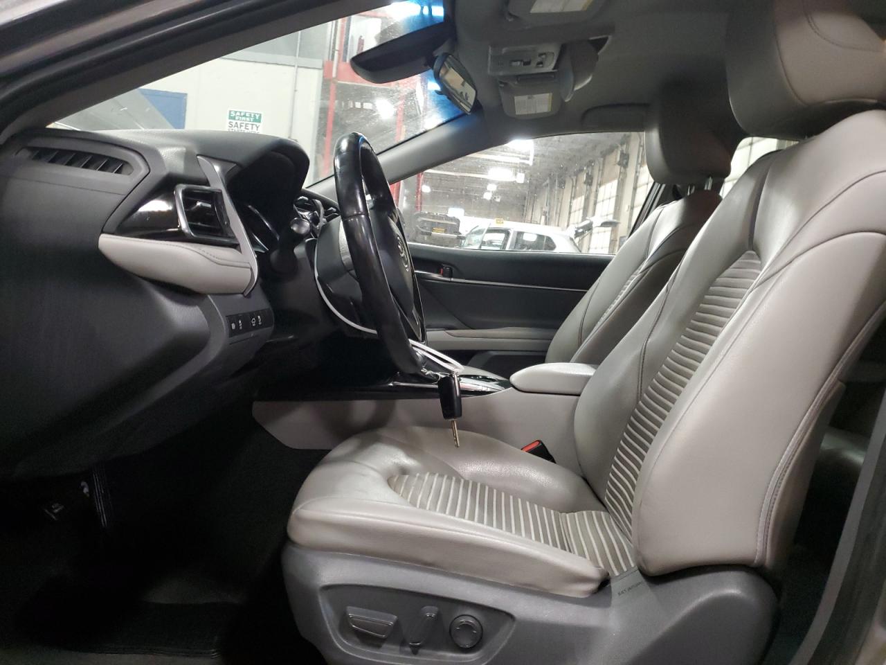 2020 Toyota Camry - Image 7