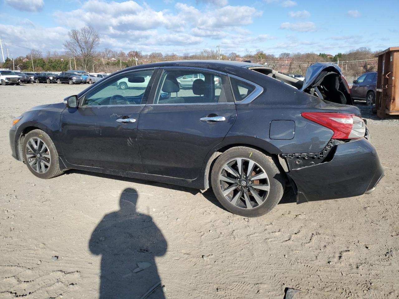 1N4AL3AP2JC233022 2018 NISSAN ALTIMA - Image 2