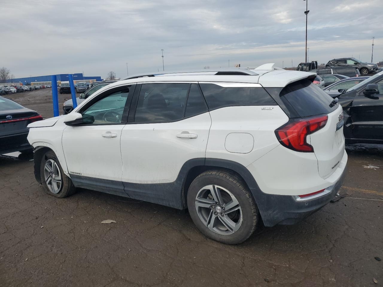 VIN 3GKALVEV1KL132126 2019 GMC TERRAIN no.2