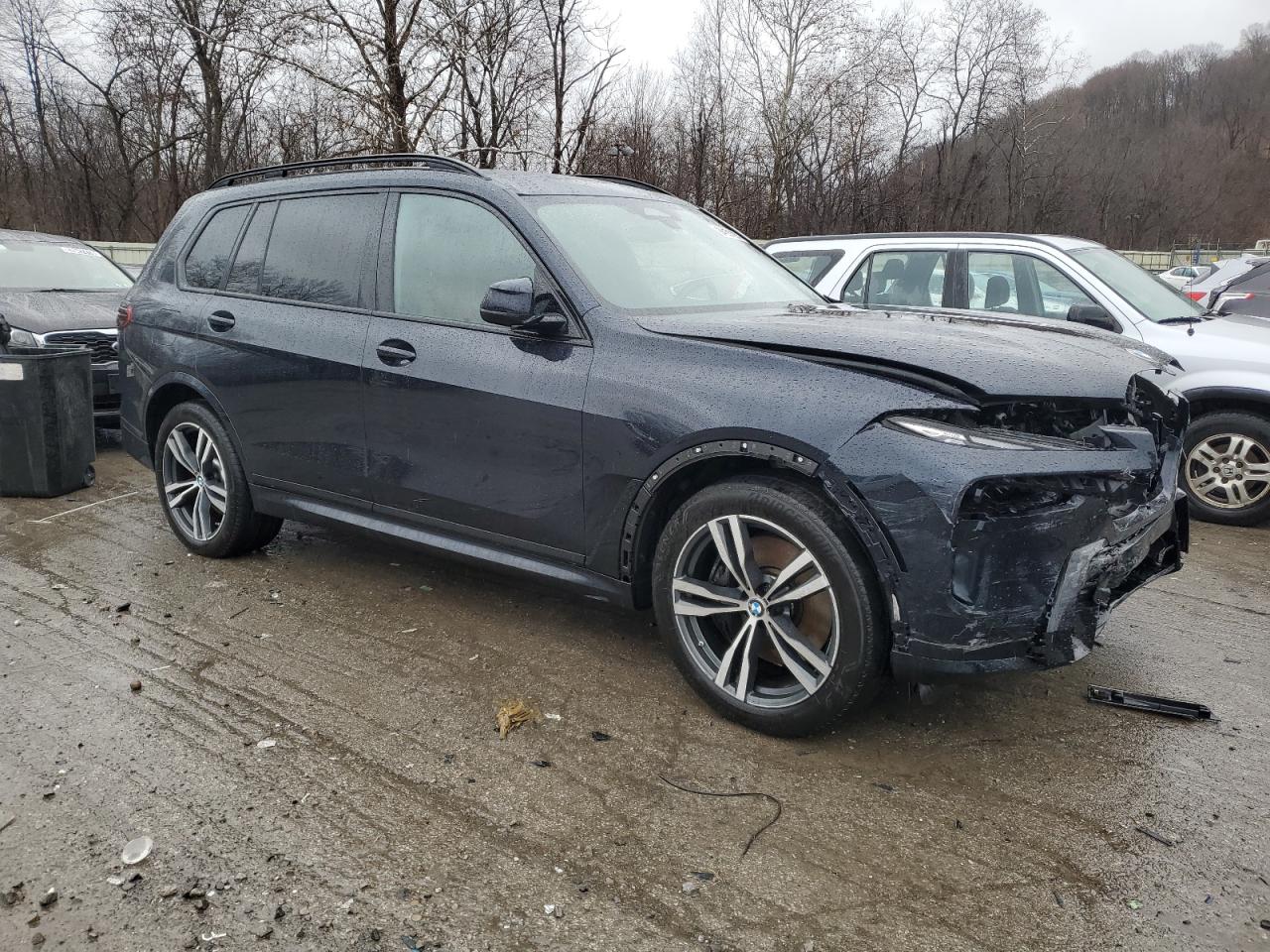 VIN 5UX23EM06P9R84427 2023 BMW X7 no.4