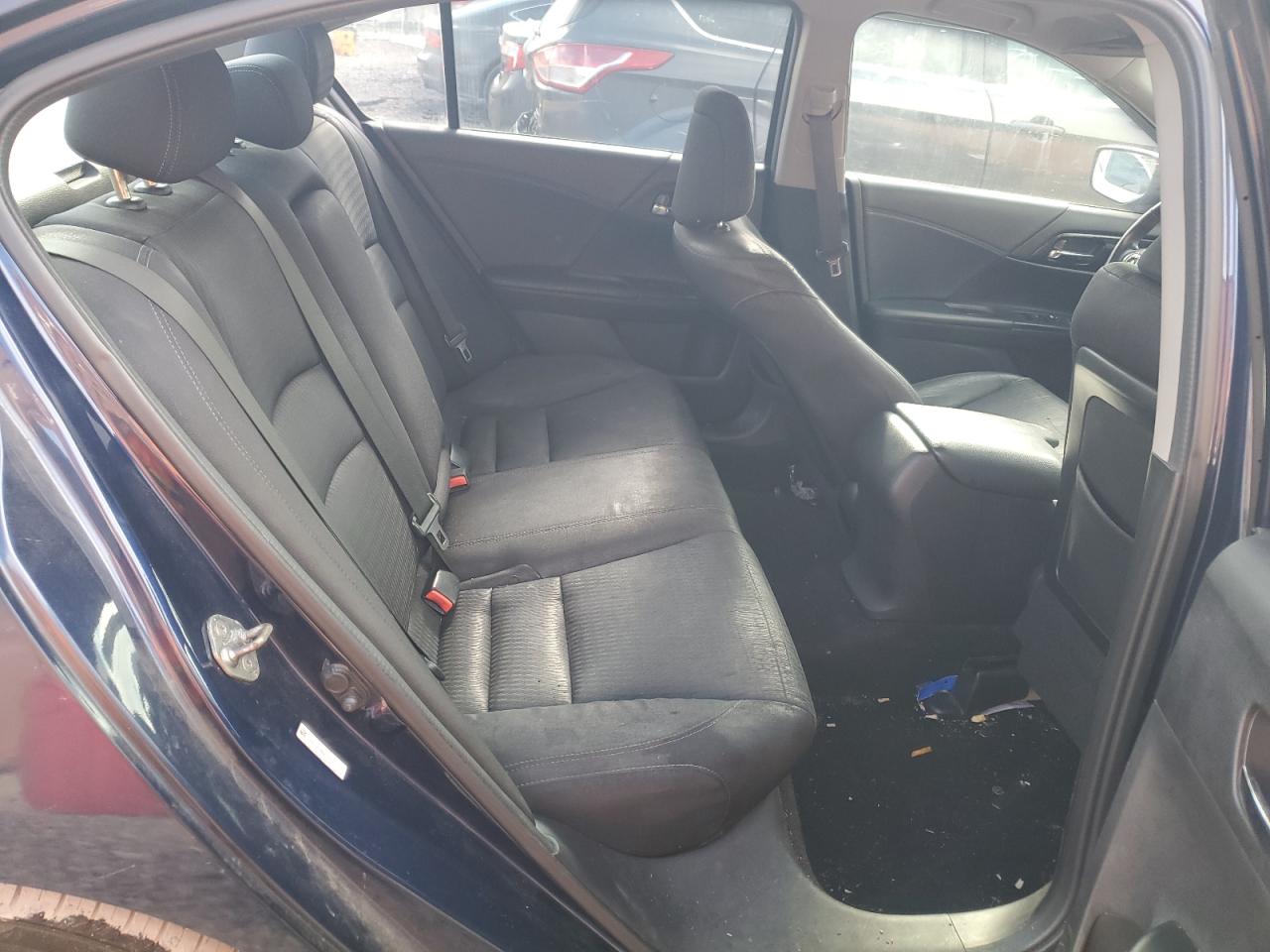 2013 Honda Accord - Image 10