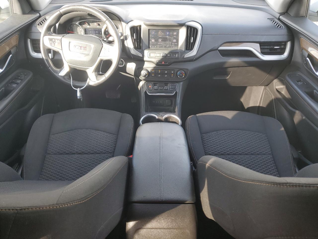 2020 GMC Terrain - Image 8