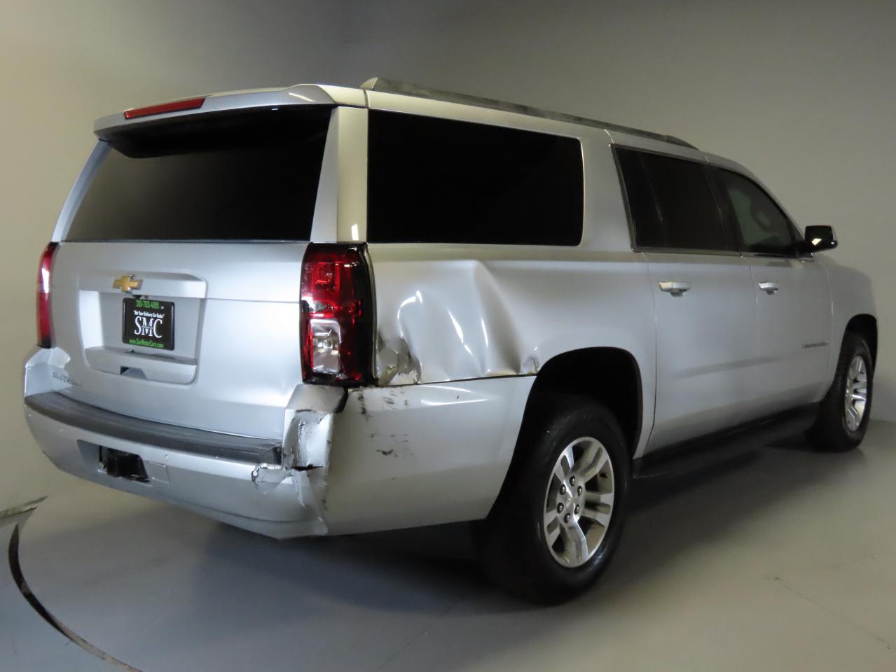 VIN 1GNSKHKC9JR395664 2018 CHEVROLET SUBURBAN no.3