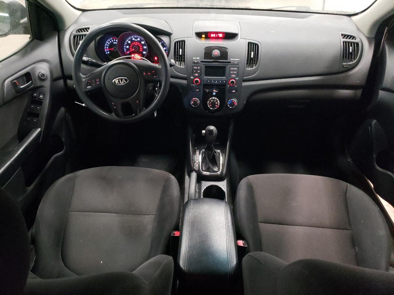2011 Kia Forte - Image 8