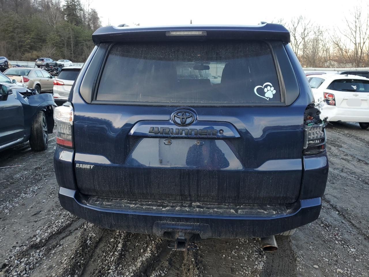 VIN JTEBU5JR9K5721152 2019 TOYOTA 4RUNNER no.6