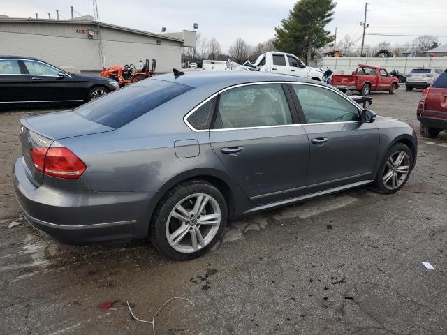 Sedans VOLKSWAGEN PASSAT 2013 Charcoal