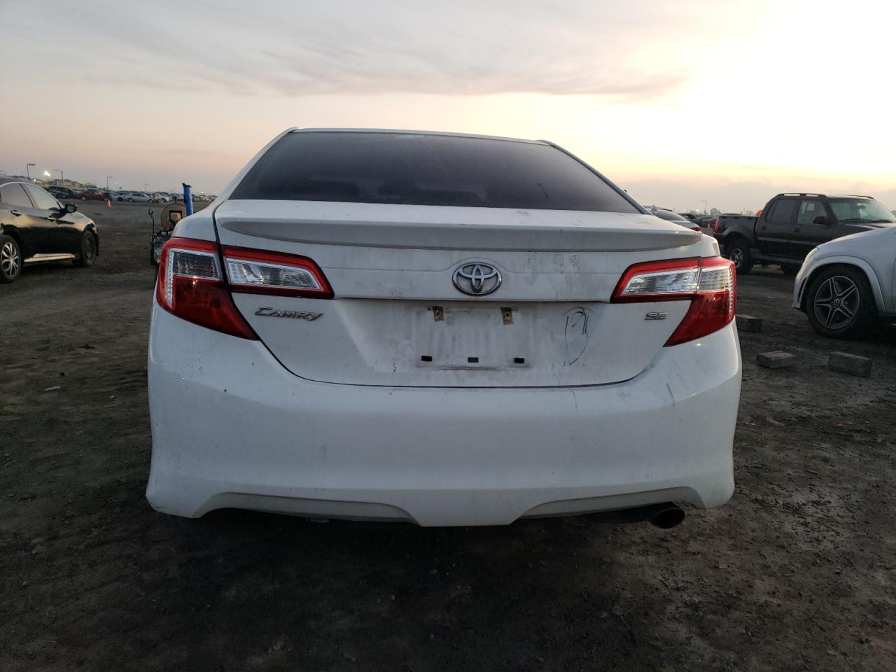 VIN 4T1BF1FK7DU671360 2013 TOYOTA CAMRY no.6