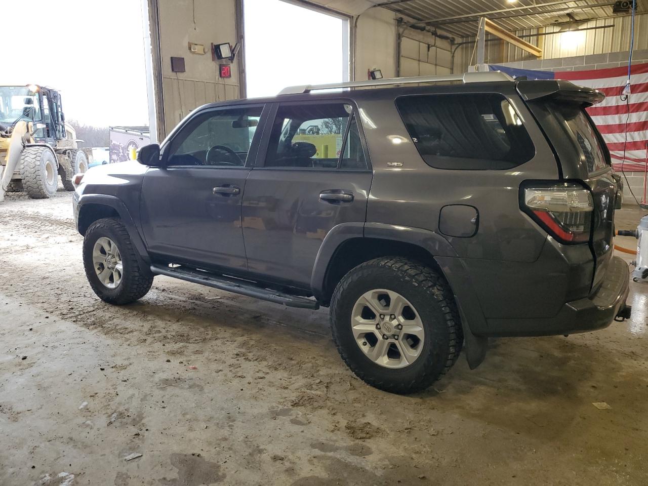 2018 Toyota 4Runner - Image 2
