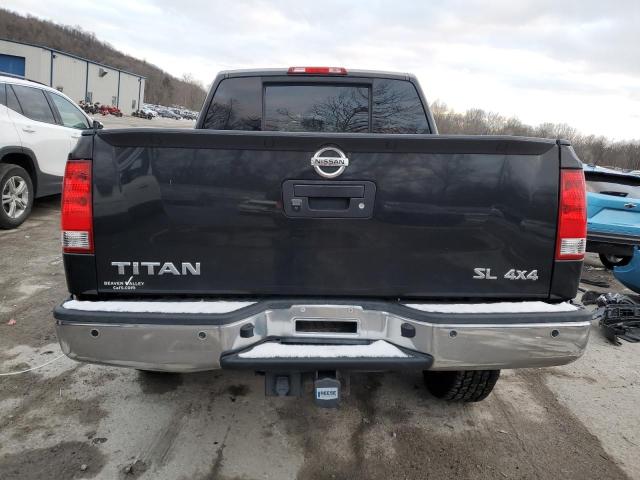  NISSAN TITAN 2015 Чорний