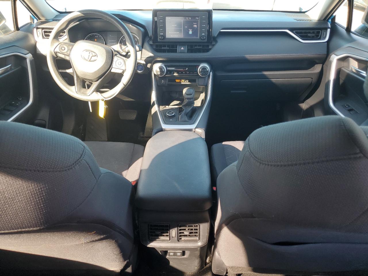 2019 Toyota RAV 4 - Image 8