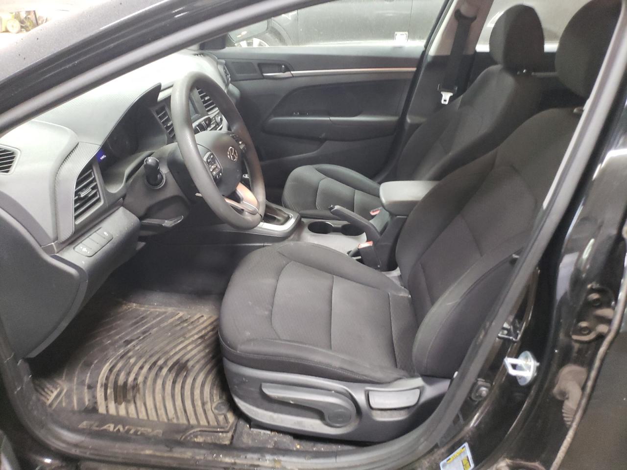 2019 Hyundai Elantra - Image 7