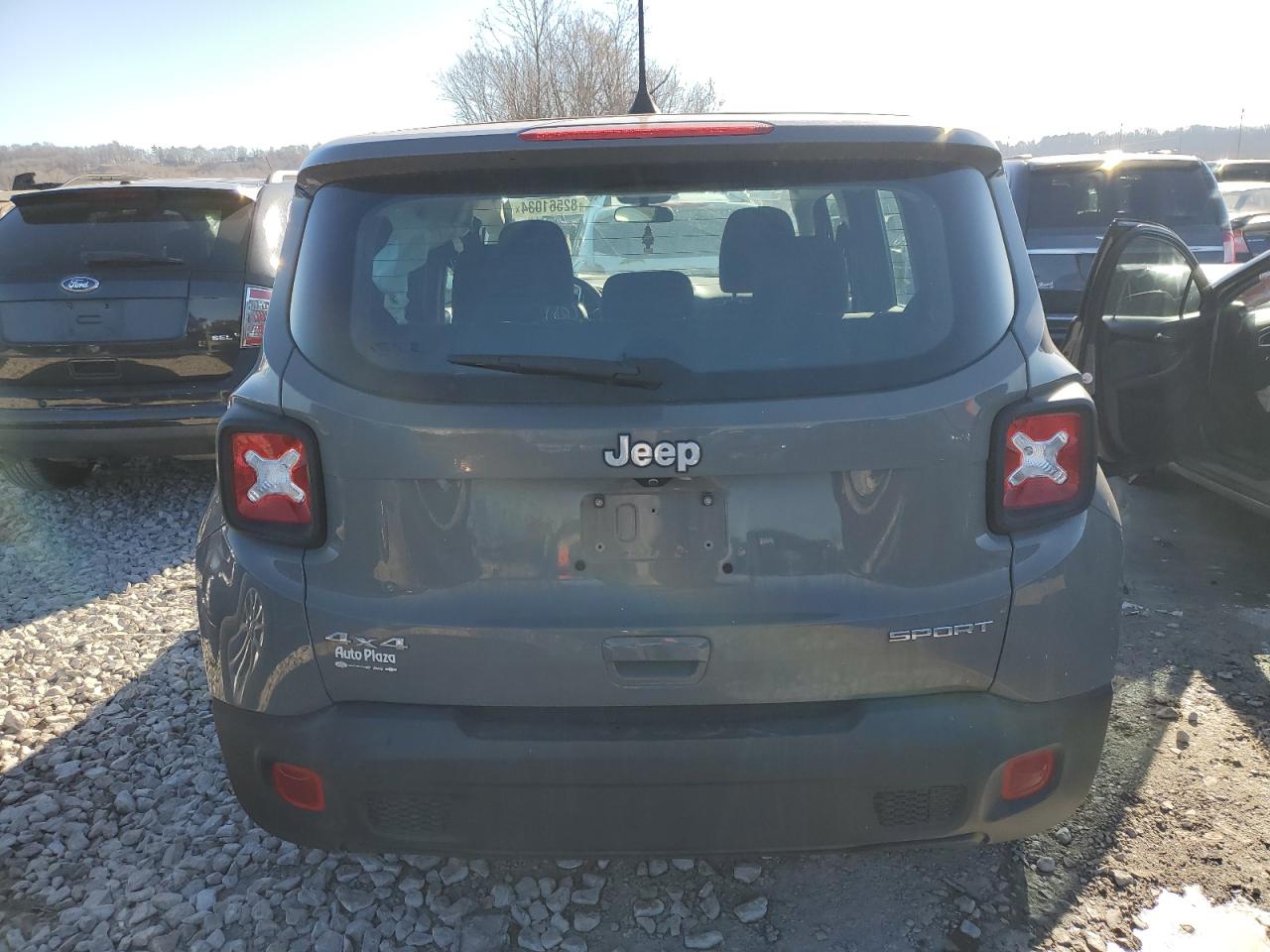 2020 Jeep Renegade - Image 6