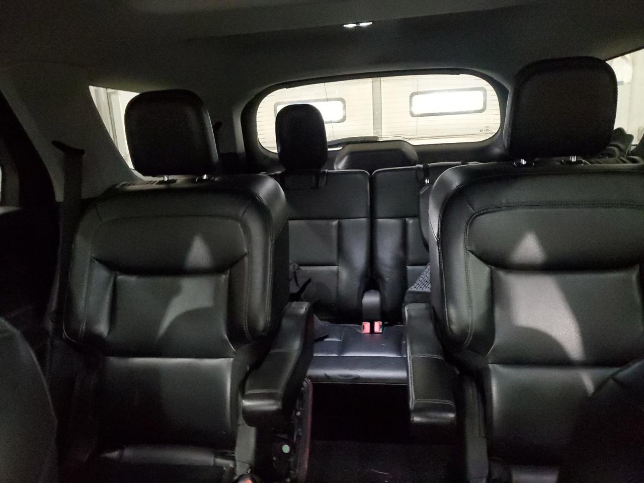 2021 Ford Explorer - Image 10