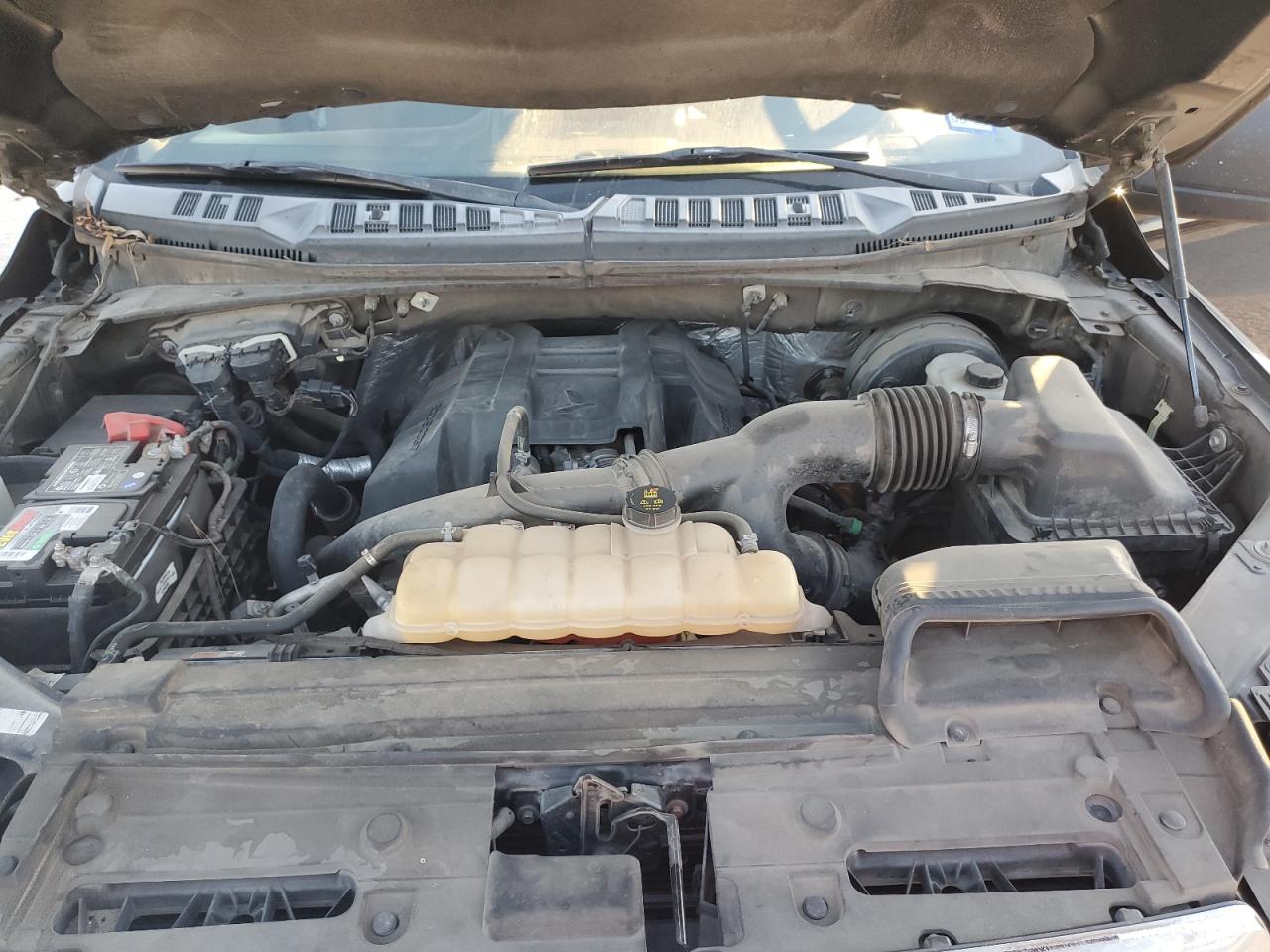 2016 Ford F-150 - Image 11