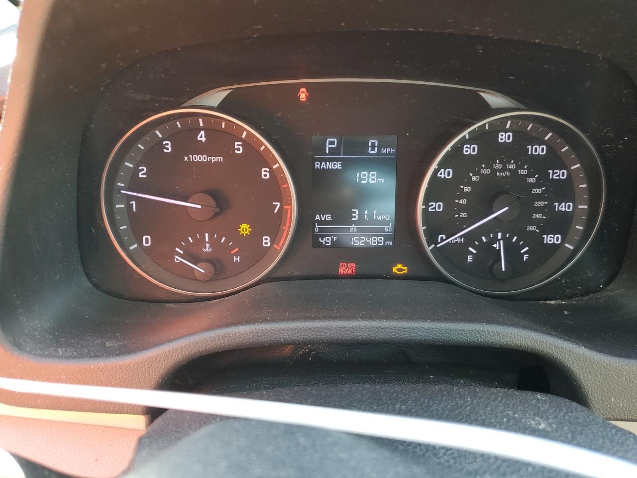 2017 Hyundai Elantra - Image 9