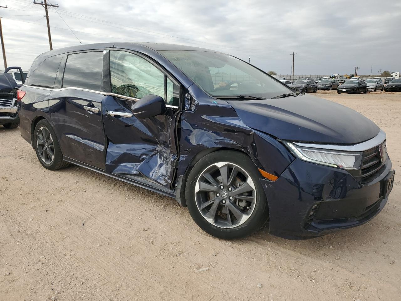 2022 Honda Odyssey - Image 4