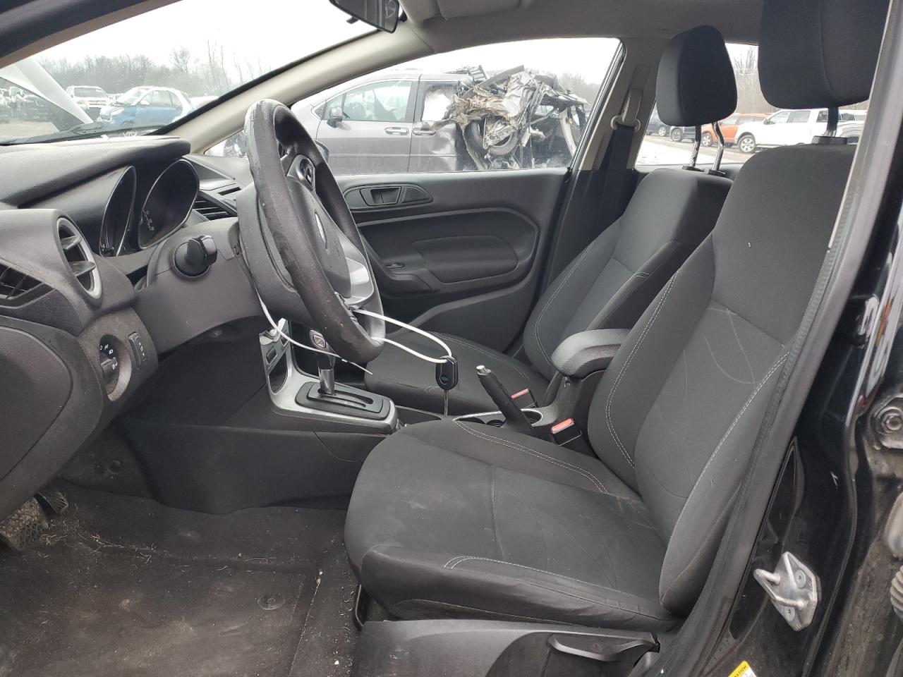 VIN 3FADP4EJ2KM107840 2019 FORD FIESTA no.7