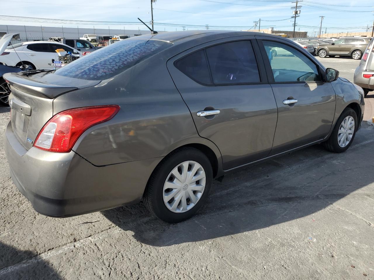 VIN 3N1CN7APXFL878178 2015 NISSAN VERSA no.3