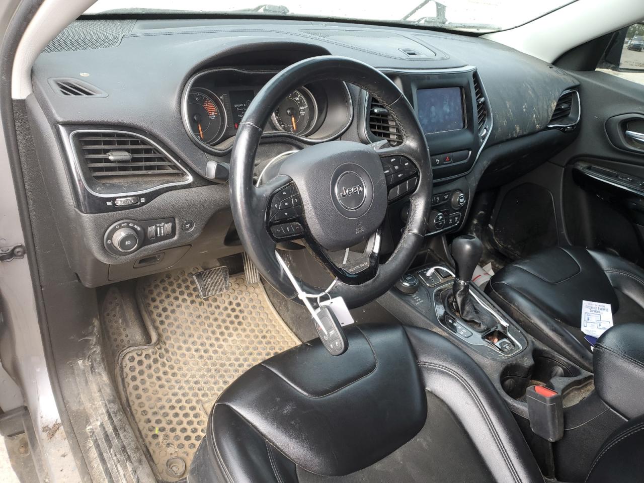 2019 Jeep Grand Cherokee - Image 8