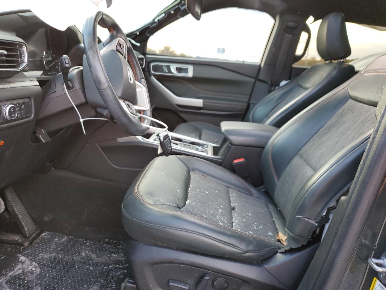 2021 Ford Explorer - Image 7